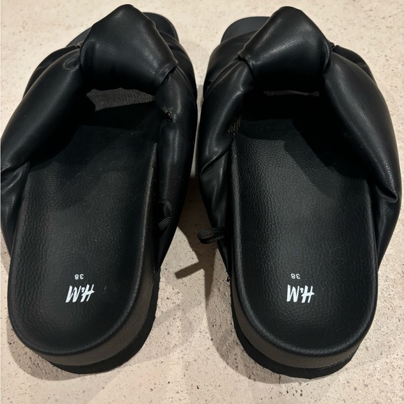 H&M Black Knot Slides Beach Walking Cool size 38 or US 7.5 - Picture 5 of 6
